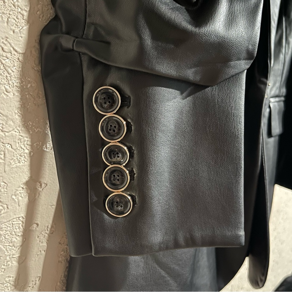 Veronica Beard | Beacon Faux Leather Blazer Size: 8 - Picture 7 of 9